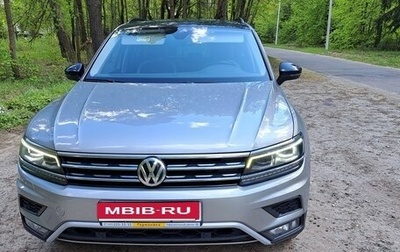 Volkswagen Tiguan II, 2019 год, 2 900 000 рублей, 1 фотография