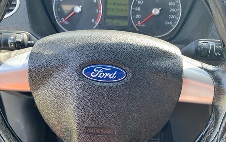 Ford Focus II рестайлинг, 2006 год, 540 000 рублей, 24 фотография
