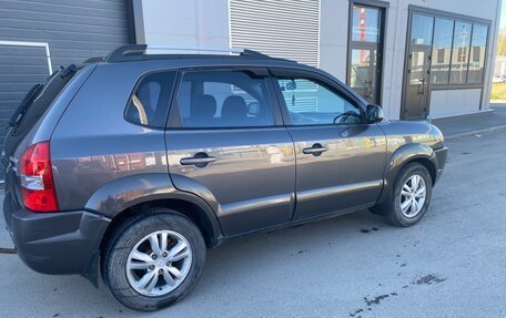 Hyundai Tucson III, 2008 год, 620 000 рублей, 4 фотография