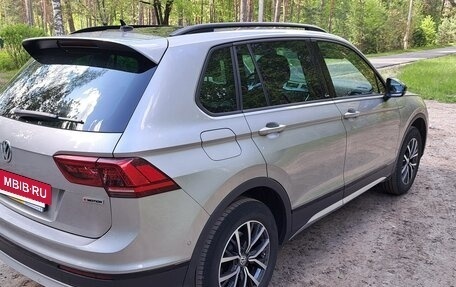 Volkswagen Tiguan II, 2019 год, 2 900 000 рублей, 8 фотография