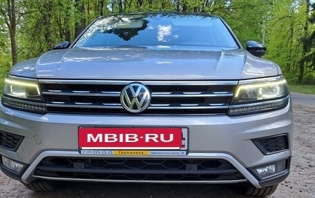 Volkswagen Tiguan II, 2019 год, 2 900 000 рублей, 2 фотография