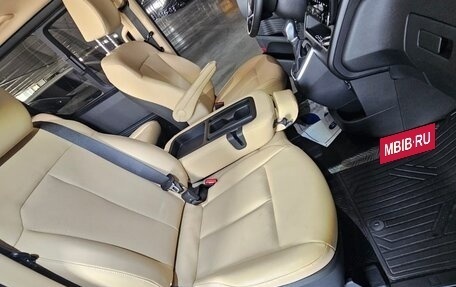 Hyundai Staria, 2024 год, 4 990 000 рублей, 24 фотография