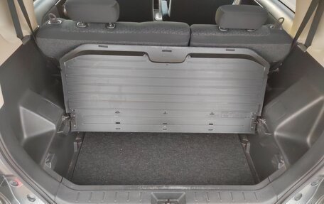 Nissan Note II рестайлинг, 2011 год, 880 000 рублей, 13 фотография