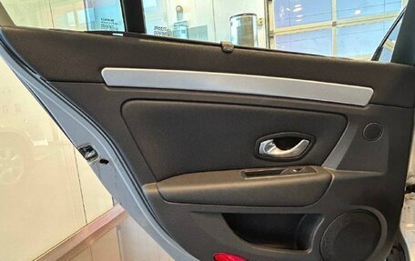 Renault Laguna III рестайлинг, 2008 год, 799 000 рублей, 17 фотография