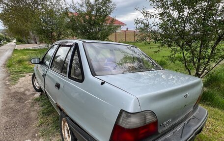 Daewoo Nexia I рестайлинг, 1998 год, 90 000 рублей, 1 фотография