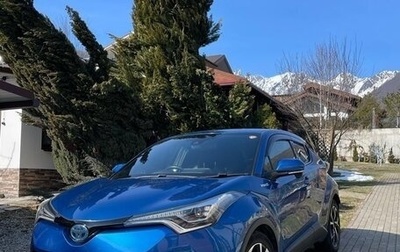 Toyota C-HR I рестайлинг, 2017 год, 2 200 000 рублей, 1 фотография