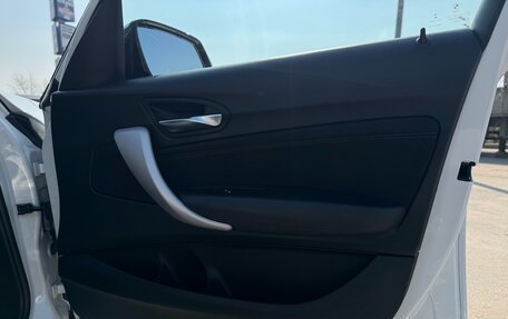 BMW 1 серия, 2019 год, 1 750 000 рублей, 18 фотография