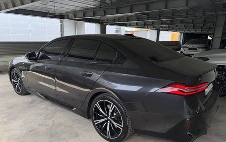 BMW 5 серия, 2024 год, 8 500 000 рублей, 5 фотография
