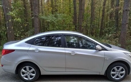Hyundai Solaris II рестайлинг, 2012 год, 670 000 рублей, 9 фотография