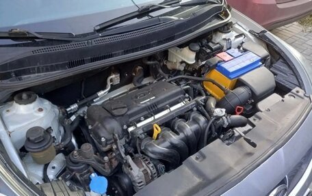 Hyundai Solaris II рестайлинг, 2012 год, 670 000 рублей, 2 фотография