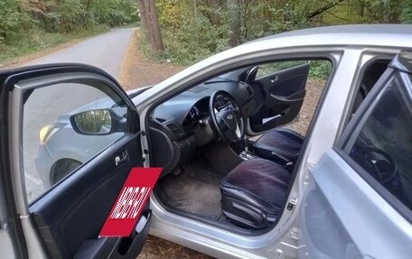 Hyundai Solaris II рестайлинг, 2012 год, 670 000 рублей, 3 фотография