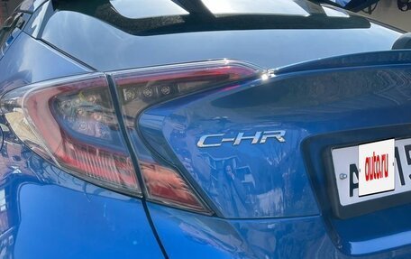 Toyota C-HR I рестайлинг, 2017 год, 2 200 000 рублей, 4 фотография