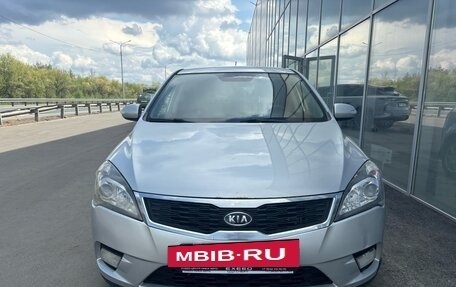 KIA cee'd I рестайлинг, 2010 год, 690 000 рублей, 2 фотография