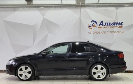 Volkswagen Jetta VI, 2011 год, 880 000 рублей, 6 фотография