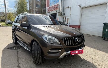 Mercedes-Benz M-Класс, 2013 год, 2 600 000 рублей, 3 фотография