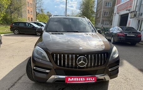 Mercedes-Benz M-Класс, 2013 год, 2 600 000 рублей, 4 фотография