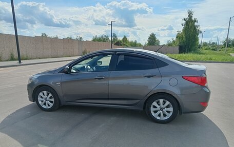 Hyundai Solaris II рестайлинг, 2016 год, 1 150 000 рублей, 3 фотография