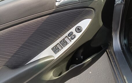 Hyundai Solaris II рестайлинг, 2016 год, 1 150 000 рублей, 10 фотография
