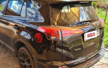 Toyota RAV4, 2019 год, 3 500 000 рублей, 4 фотография