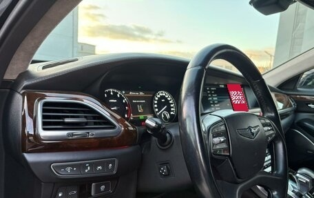Genesis G90 I рестайлинг, 2016 год, 3 200 000 рублей, 12 фотография