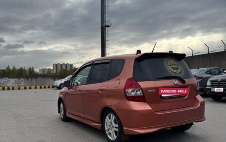 Honda Fit III, 2007 год, 650 000 рублей, 4 фотография