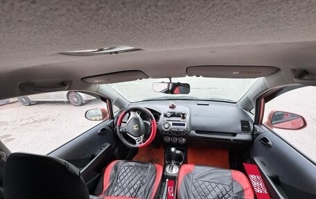 Honda Fit III, 2007 год, 650 000 рублей, 10 фотография