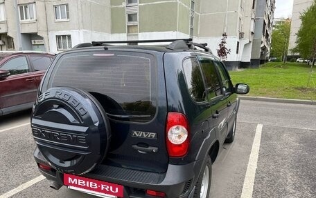 Chevrolet Niva I рестайлинг, 2011 год, 580 000 рублей, 5 фотография