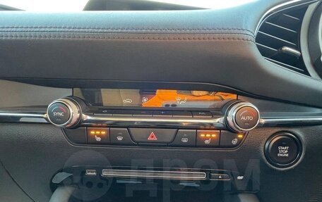 Mazda 3, 2019 год, 1 850 000 рублей, 14 фотография