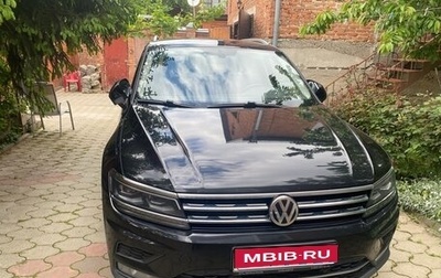 Volkswagen Tiguan II, 2017 год, 2 350 000 рублей, 1 фотография