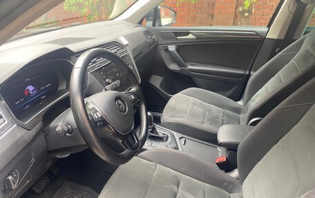Volkswagen Tiguan II, 2017 год, 2 350 000 рублей, 18 фотография