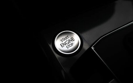 Volkswagen Tiguan II, 2017 год, 2 350 000 рублей, 21 фотография