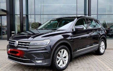 Volkswagen Tiguan II, 2017 год, 2 350 000 рублей, 34 фотография