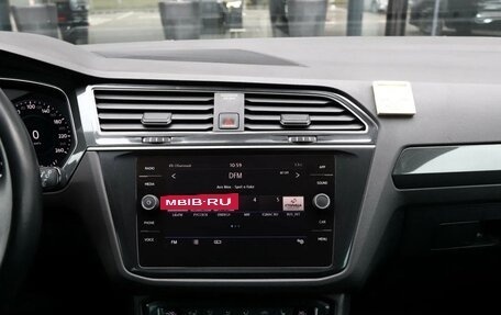 Volkswagen Tiguan II, 2017 год, 2 350 000 рублей, 22 фотография