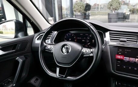 Volkswagen Tiguan II, 2017 год, 2 350 000 рублей, 28 фотография