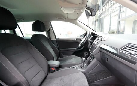 Volkswagen Tiguan II, 2017 год, 2 350 000 рублей, 39 фотография