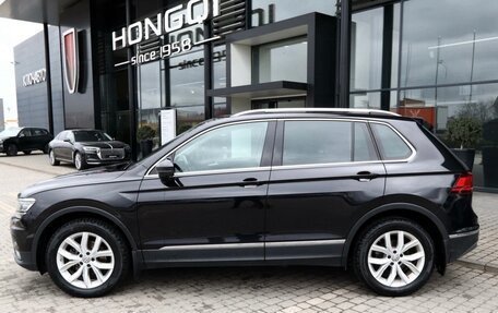 Volkswagen Tiguan II, 2017 год, 2 350 000 рублей, 38 фотография