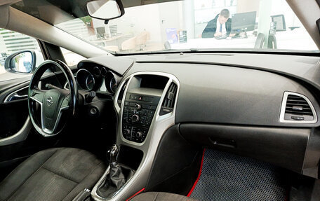Opel Astra J, 2011 год, 528 000 рублей, 13 фотография