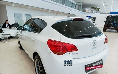 Opel Astra J, 2011 год, 528 000 рублей, 8 фотография