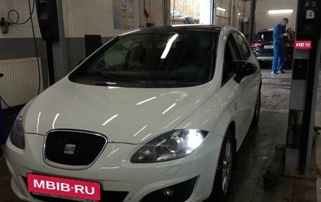 SEAT Leon II, 2012 год, 660 000 рублей, 1 фотография