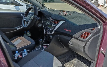 Hyundai Solaris II рестайлинг, 2013 год, 900 000 рублей, 2 фотография