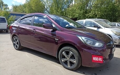 Hyundai Solaris II рестайлинг, 2013 год, 900 000 рублей, 22 фотография