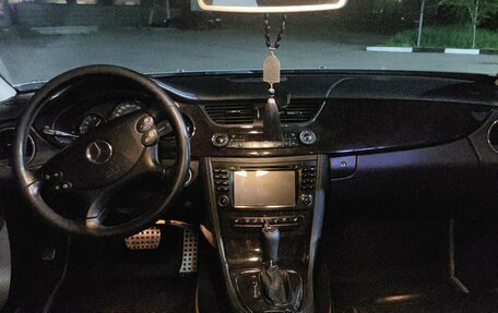 Mercedes-Benz CLS, 2005 год, 1 000 000 рублей, 18 фотография