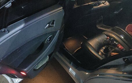 Mercedes-Benz CLS, 2005 год, 1 000 000 рублей, 20 фотография