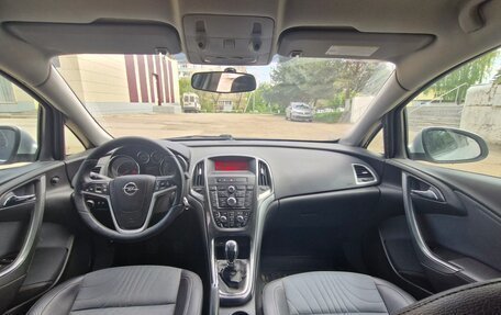 Opel Astra J, 2013 год, 900 000 рублей, 8 фотография