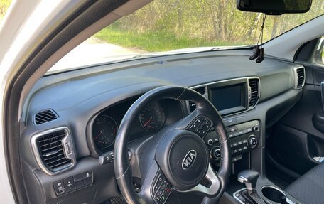 KIA Sportage IV рестайлинг, 2018 год, 1 850 000 рублей, 8 фотография