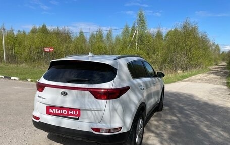 KIA Sportage IV рестайлинг, 2018 год, 1 850 000 рублей, 5 фотография