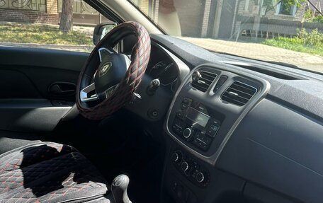 Renault Sandero II рестайлинг, 2019 год, 1 100 000 рублей, 6 фотография