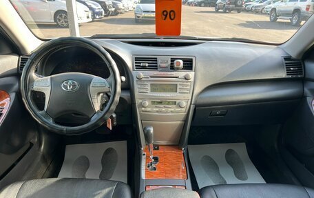 Toyota Camry, 2010 год, 1 569 000 рублей, 16 фотография