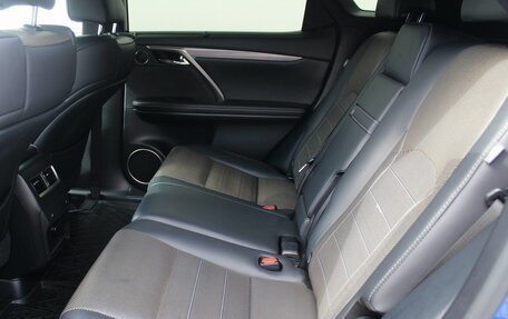 Lexus RX IV рестайлинг, 2017 год, 4 400 000 рублей, 28 фотография