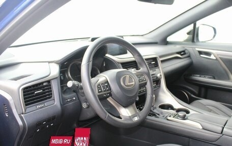 Lexus RX IV рестайлинг, 2017 год, 4 400 000 рублей, 27 фотография